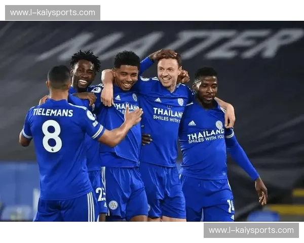 巅峰之蓝碰上橙色风暴：墨尔本城vs布里斯班，谁才是澳超真正的绿茵主宰？